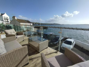Waterfront Location, Balcony, Sea Views, Free Parking